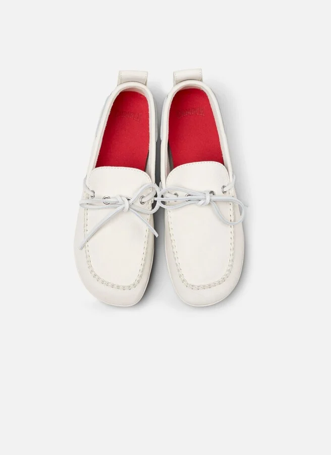 Camper Right Nina Leather Moccasin - Image 2