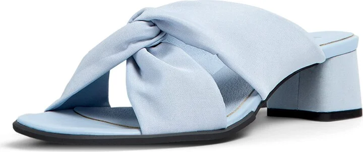 Lt/Pastel Blue