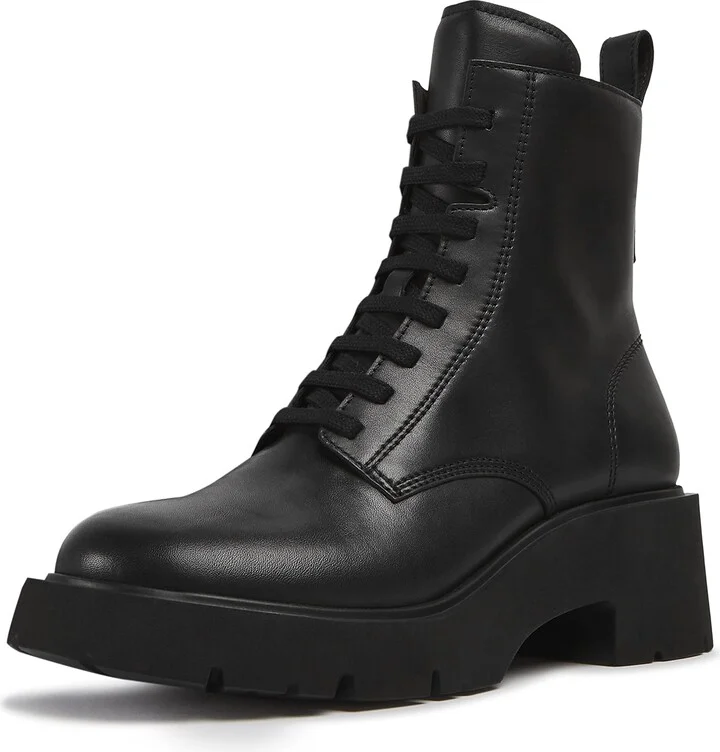 Black 001