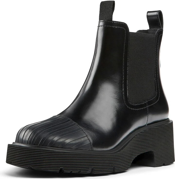Black 001
