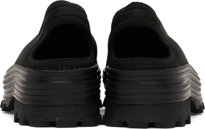 CAMPERLAB Black Traktori Clogs - Image 2
