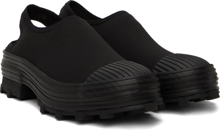 CAMPERLAB Black Traktori Clogs - Image 4