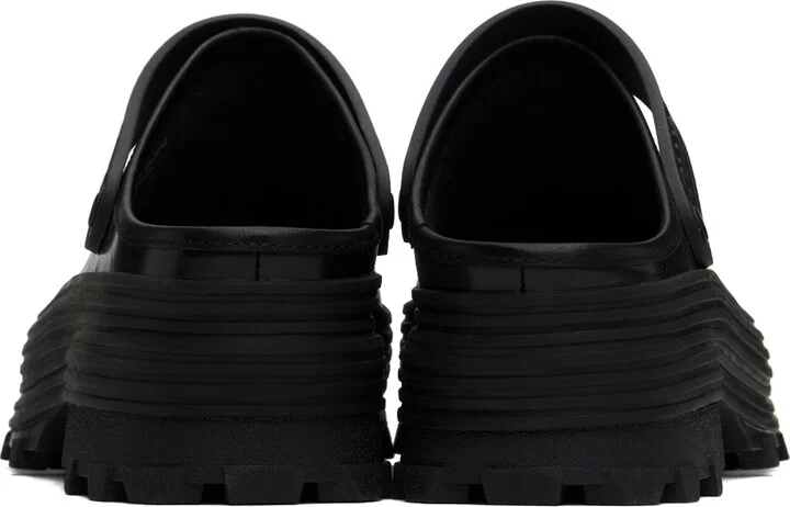 CAMPERLAB Black Traktori Clogs - Image 2