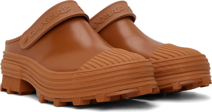 CAMPERLAB Brown Traktori Clogs - Image 4