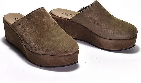 Camryn Flats - Image 2