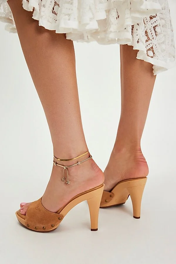 Candie's Clogs - Image 2