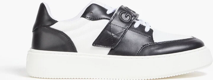 Canvas sneakers