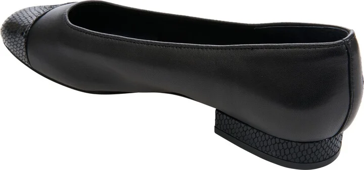 Cap Toe Flat - Image 9