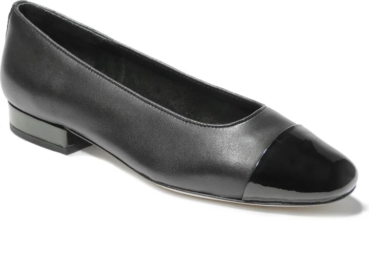 Cap Toe Flat