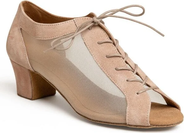Capezio Women's Beatrice 1.5" Ballroom Shoe, 5.5 Wide