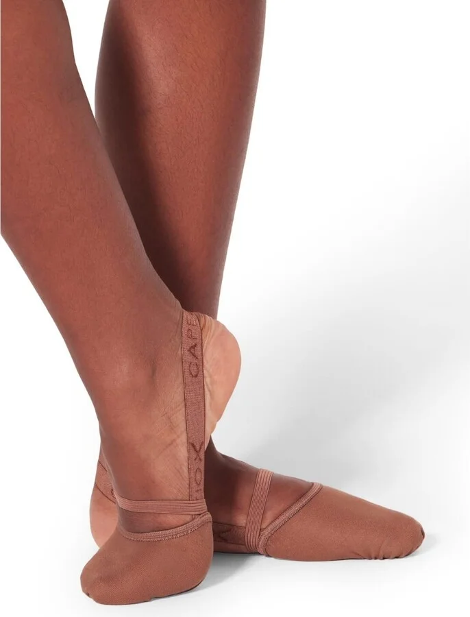 Capezio Women's Hanami Pirouette Ballet Flat - Image 11