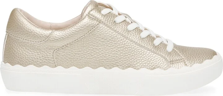 Captivate Sneaker - Image 3