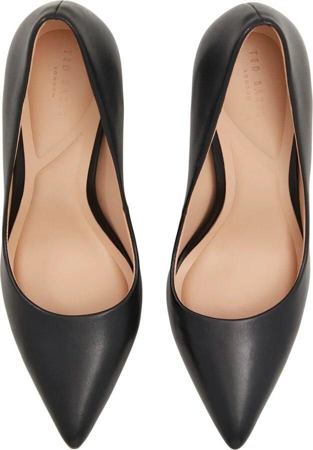 Cara Pointed Toe Pump - Image 4