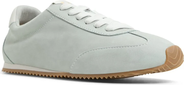 Carefree Sneaker