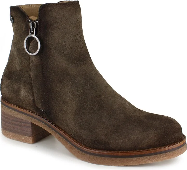Moccasin Suede