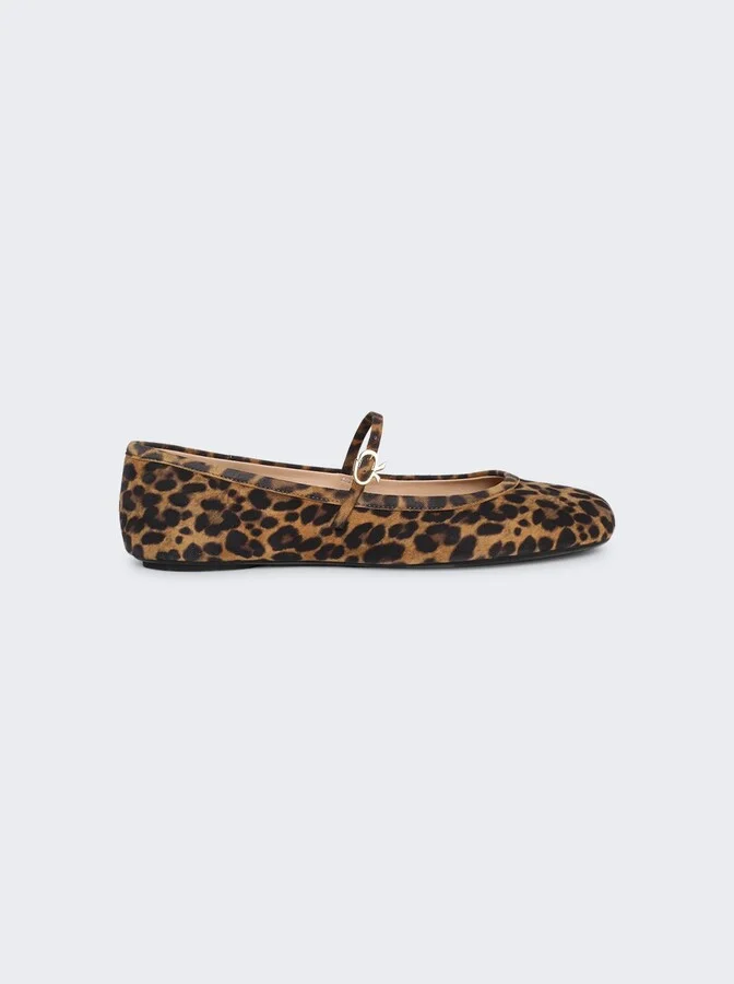 Almond Leopard Print