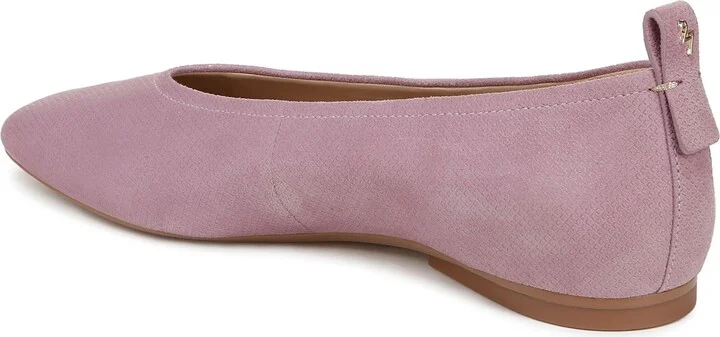 Carla Flat - Image 2
