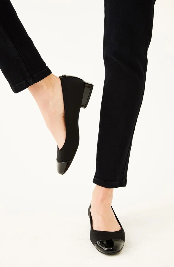 Carlie Flat - Image 9
