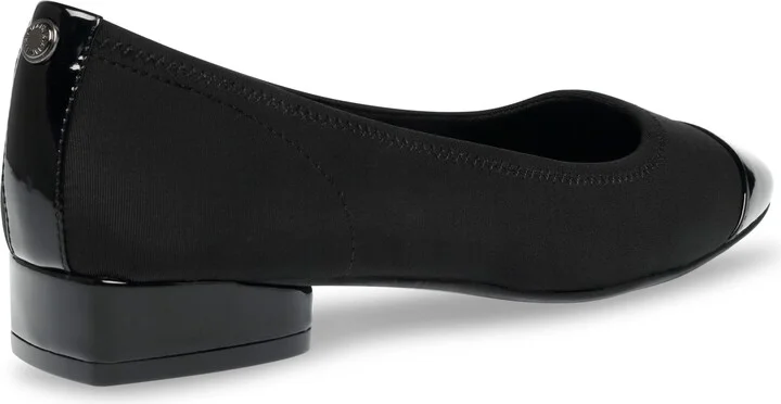 Carlie Flat - Image 10