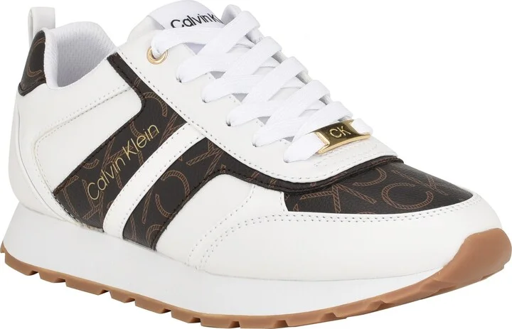 Carlla Sneaker