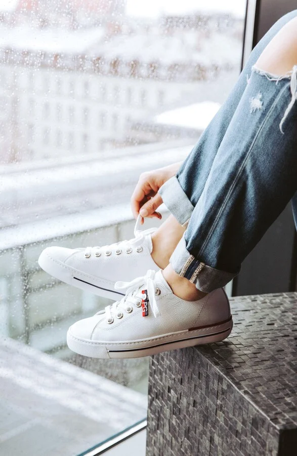 Carly Low Top Sneaker - Image 8