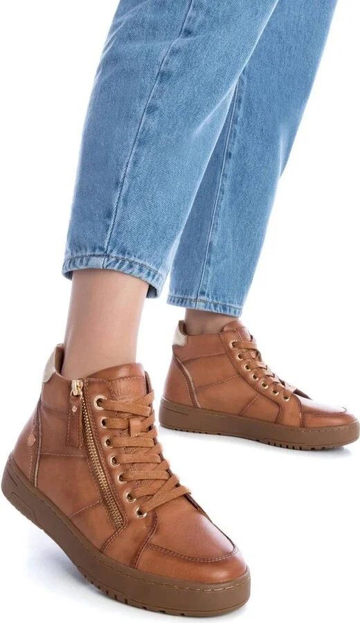 Carmela Collection Women's Leather High Top Sneakers By Xti - Image 2