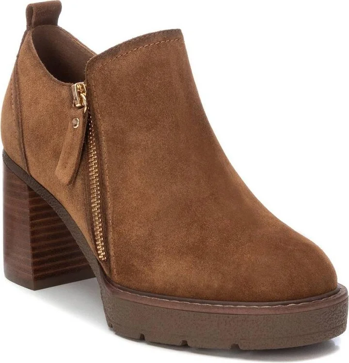 Carmela Leather Collection Women's Fashion Pumps By Xti - Image 5