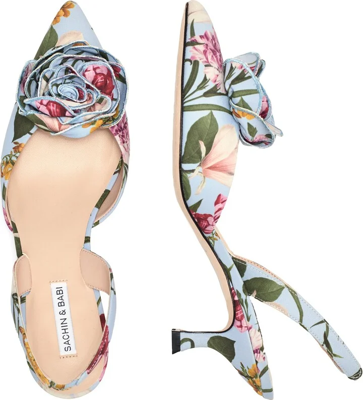 Carnegie Kitten Heel
