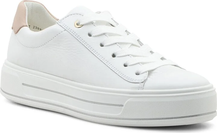 Carol Sneaker