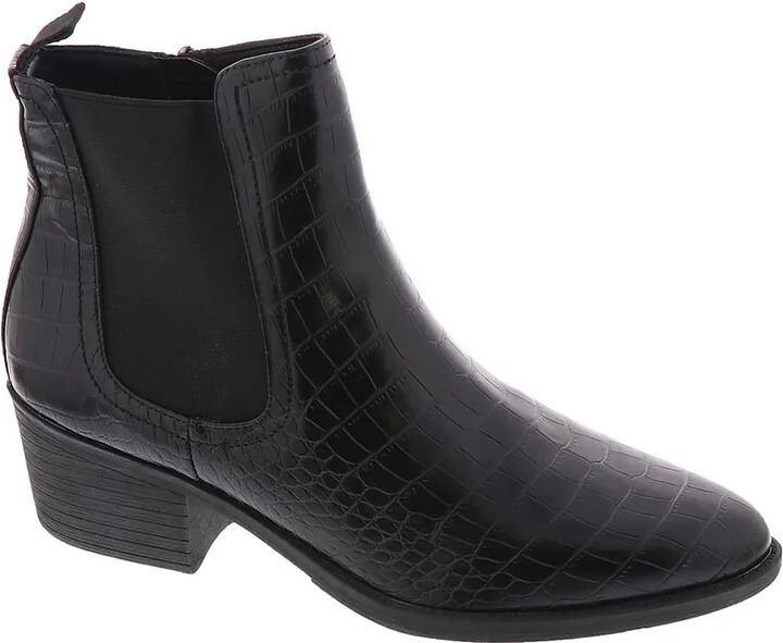 Carriage Womens Faux Leather Almond Toe Chelsea Boots
