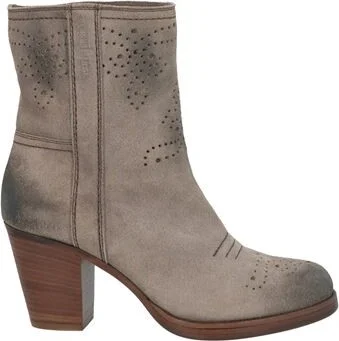 Carshoe Woman Ankle boots