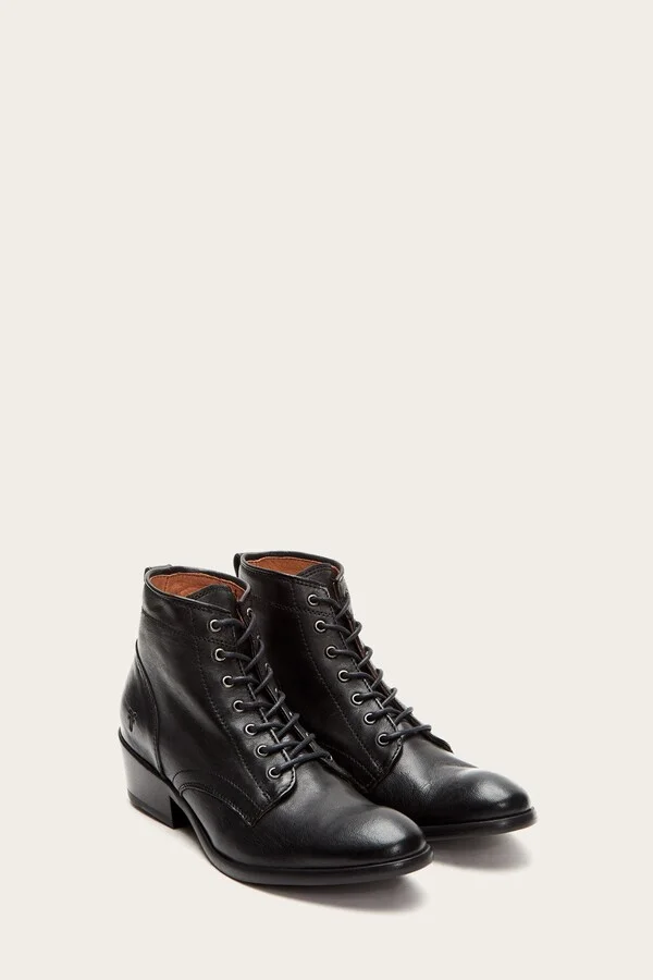 Carson Lace Up - Pre-Loved - Image 2
