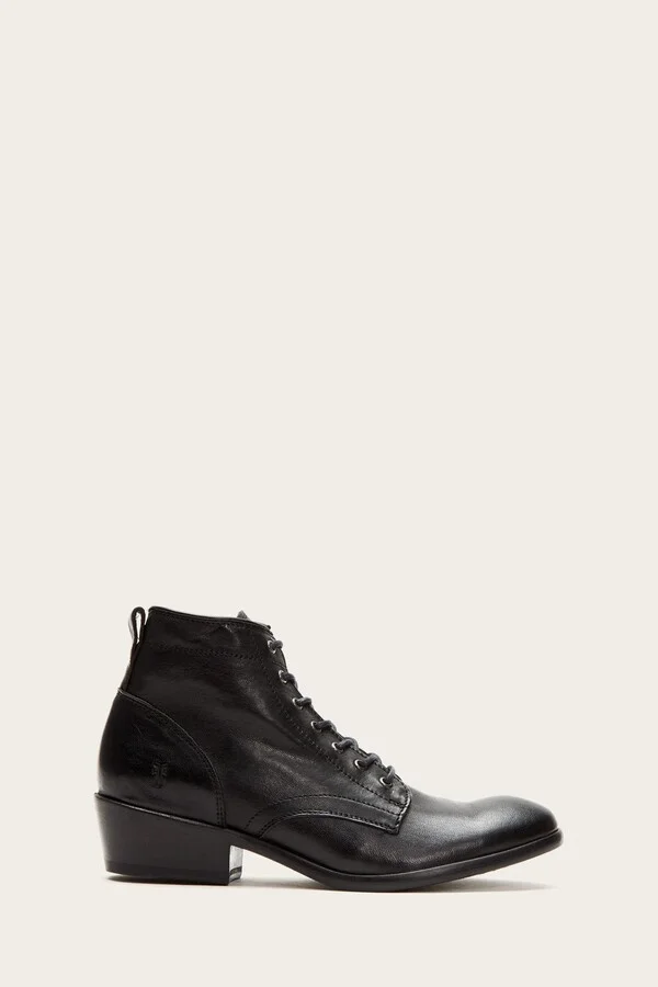 Carson Lace Up - Pre-Loved