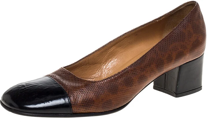 Casadei Brown Embossed Leather And Black Patent Cap Toe Pumps Size 38