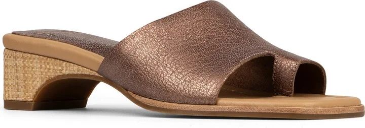 Cascade Mule Sandal