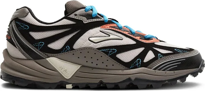 Cascadia sneakers