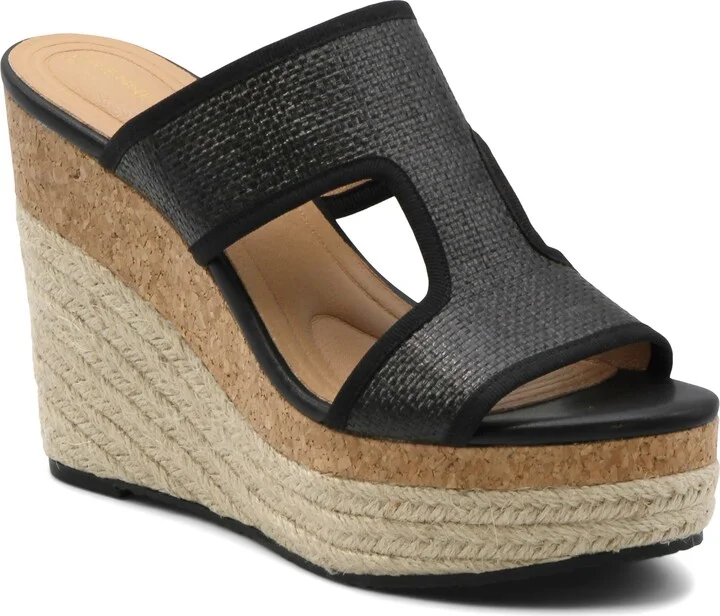 Casia Wedge Sandal