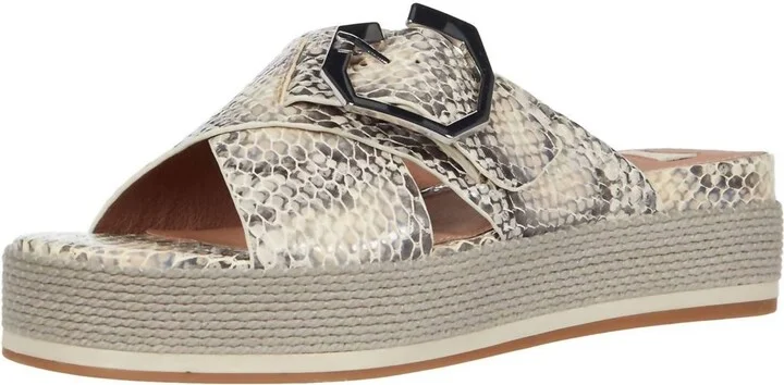 Cassia Platform Sandals In Taupe