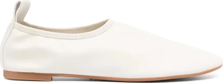Cassidy ballet flats