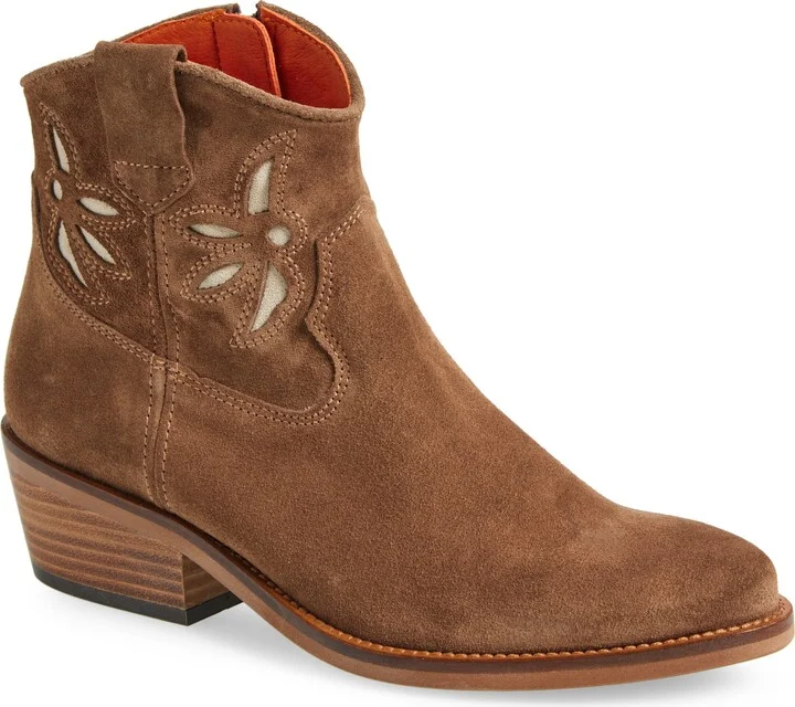 Cassidy Jasmine Water Repellent Western Boot