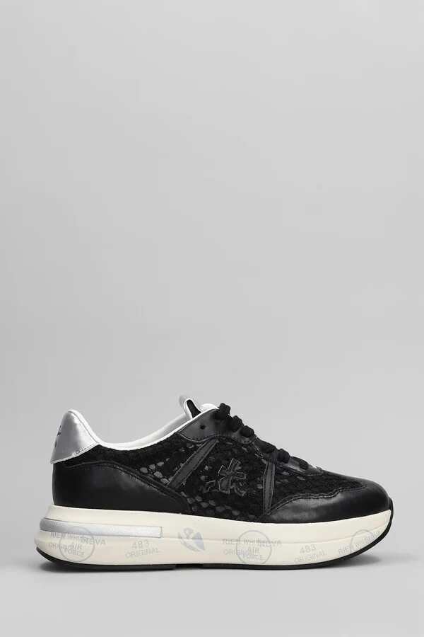 Cassie Sneakers In Black Leather And Fabric