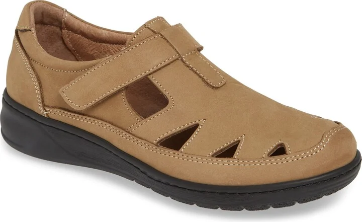 Catania Walking Sandal