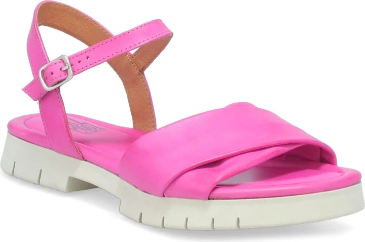 Caylee Lug Sole Sandal