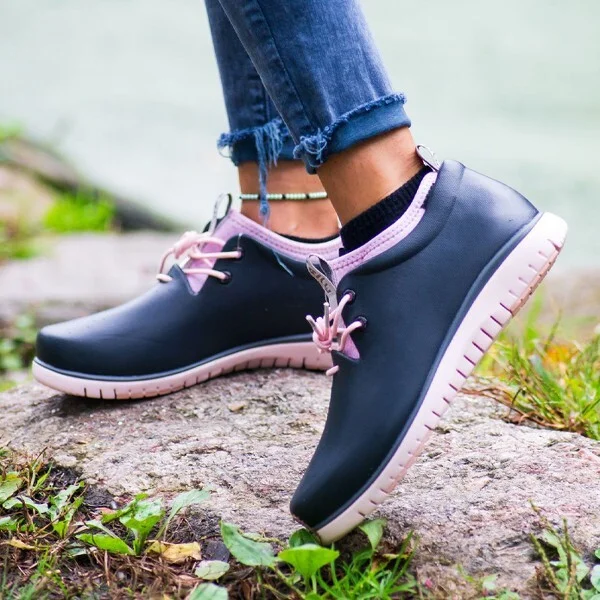 Ccilu Panto Ria Low Top Ankle Boot Lace-up Rainboots Black/Crystal Pink - Image 2