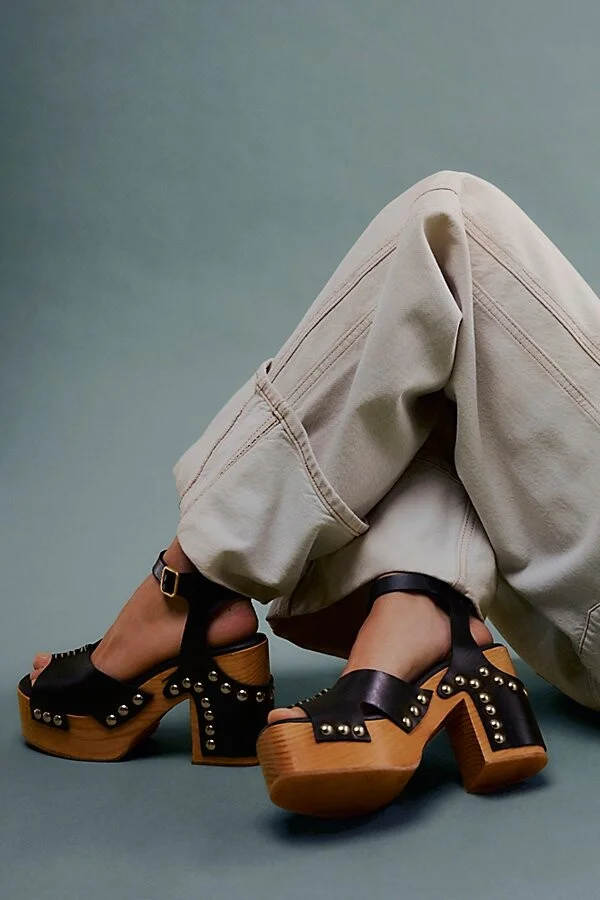 Cecily Clogs - Image 4