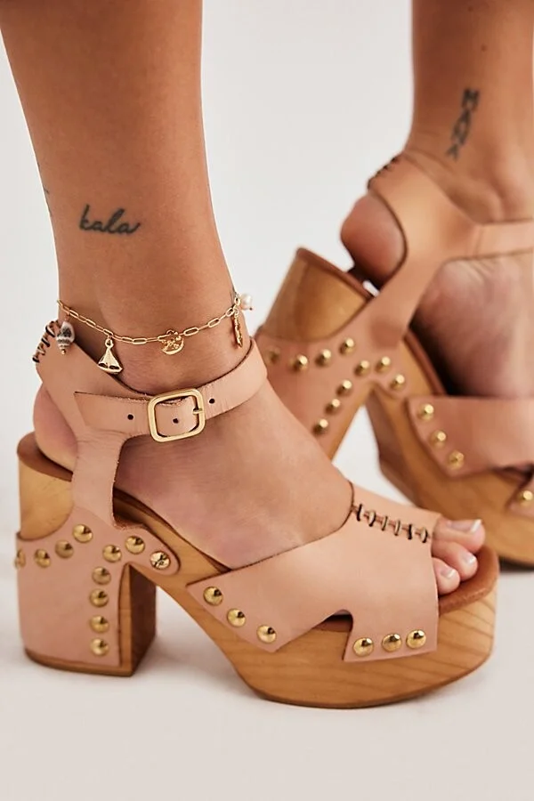 Cecily Clogs - Image 4