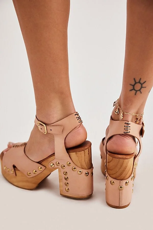 Cecily Clogs - Image 6