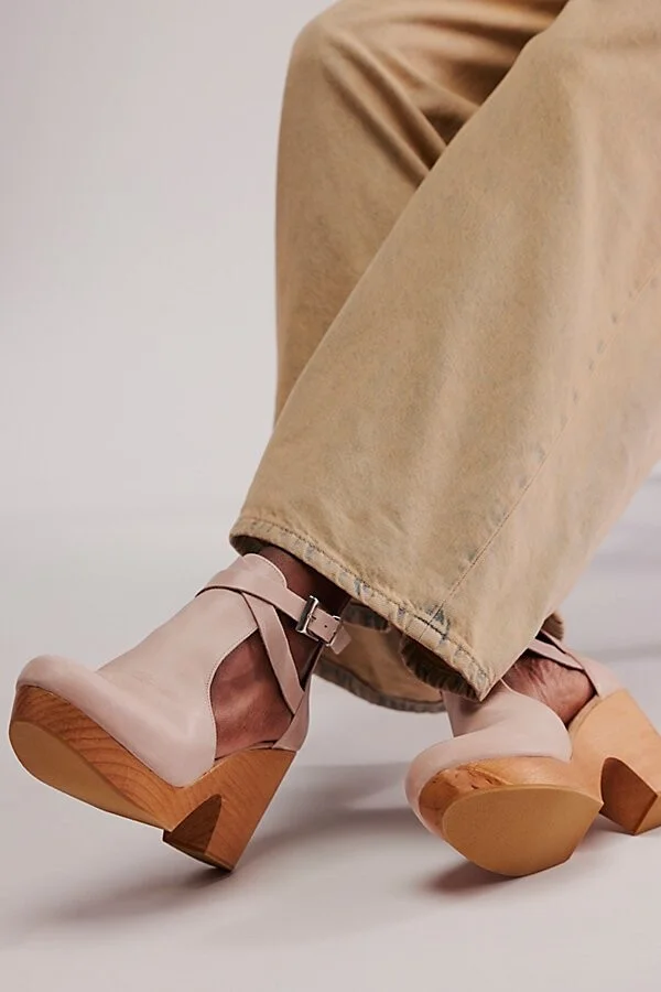 Cedar Clog - Image 2