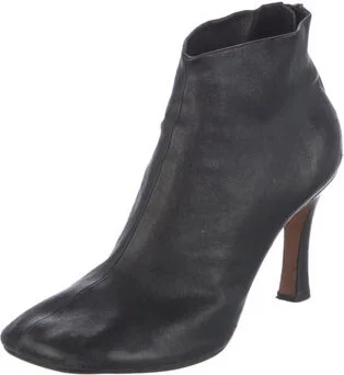 Celine - Image 2