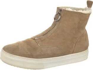 Celine - Image 2